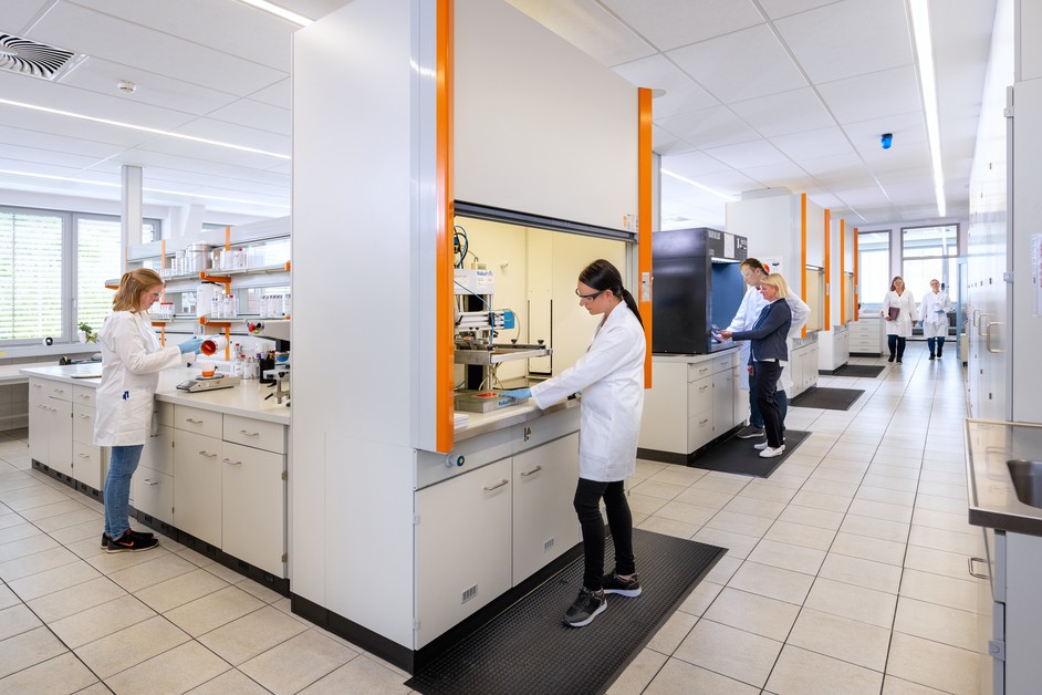 R&D laboratory