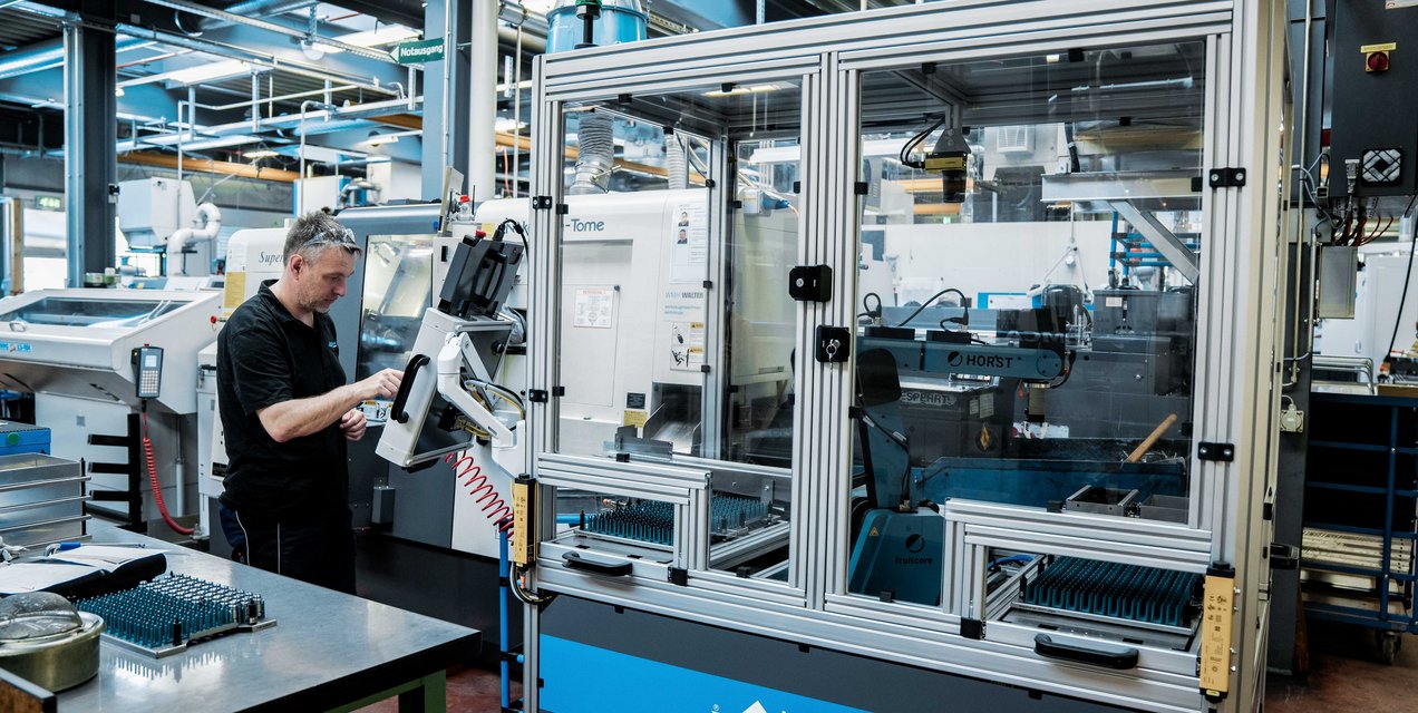 Fertigung bei der Wandfluh Produktions AG