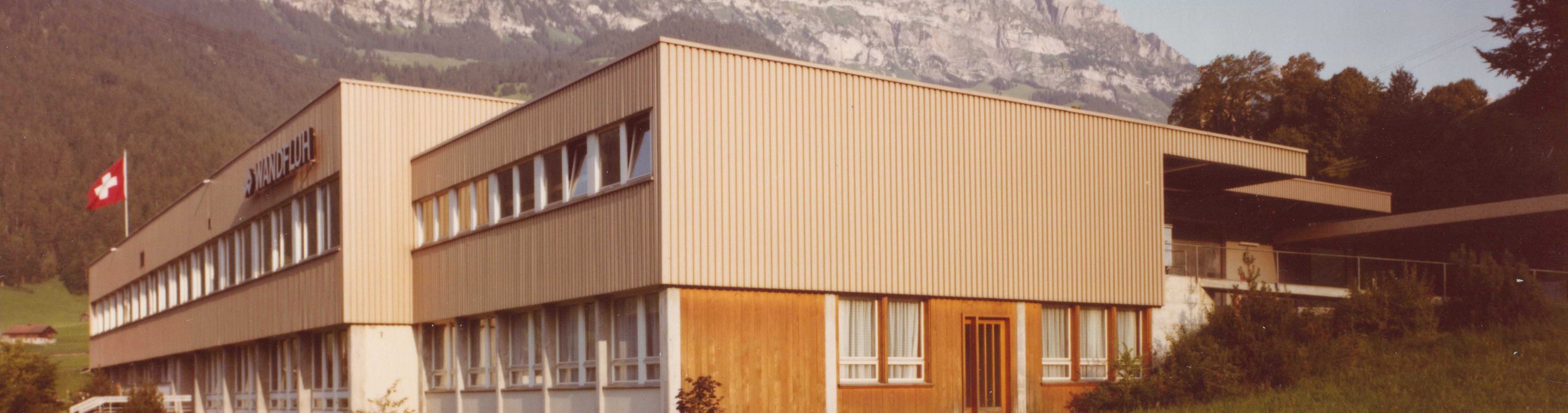 Neubau Frutigen, Westansicht (1975)