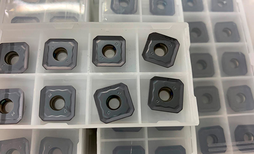 Hartmetallware zur Begutachtung