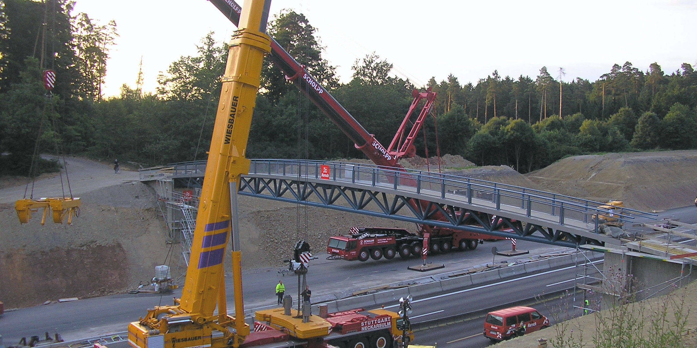 Jägersteg über A8 bei Wurmberg
