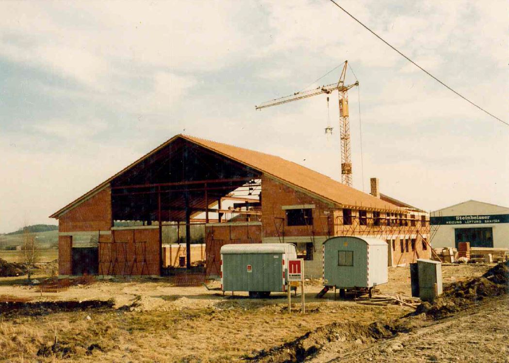 Hallenneubau in Dorfen, 1981