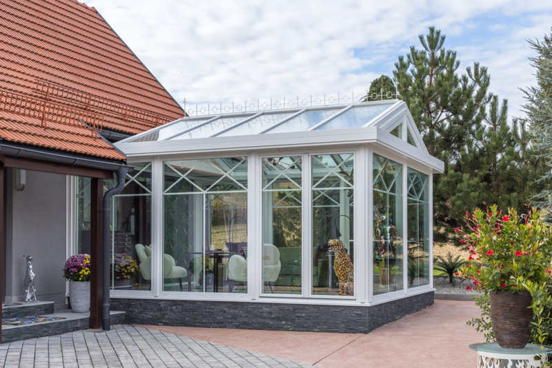 Wintergarten Classic Line mit Sprossen und Dachreiter