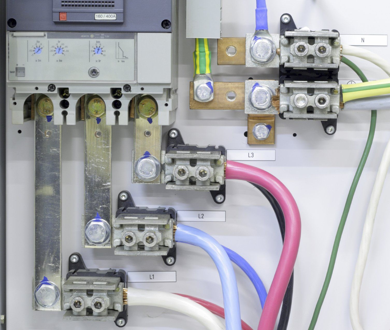 KNX-Gebäudesteuerung
