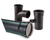 Schwarze Rohre und Fittings