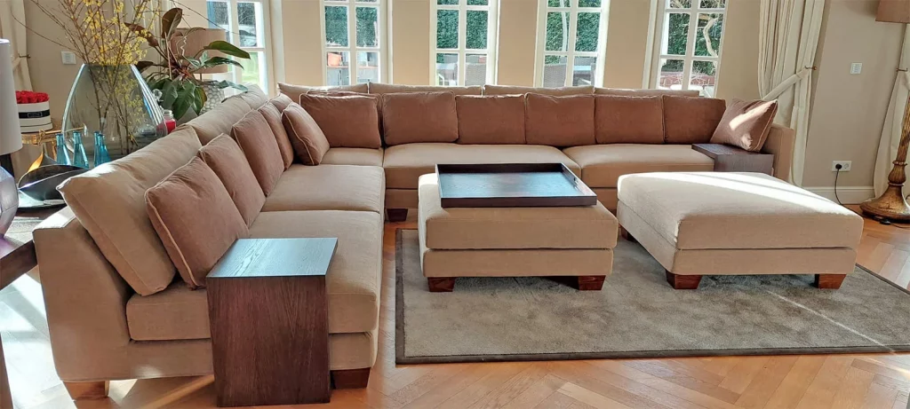 Sofa arrangement with stools