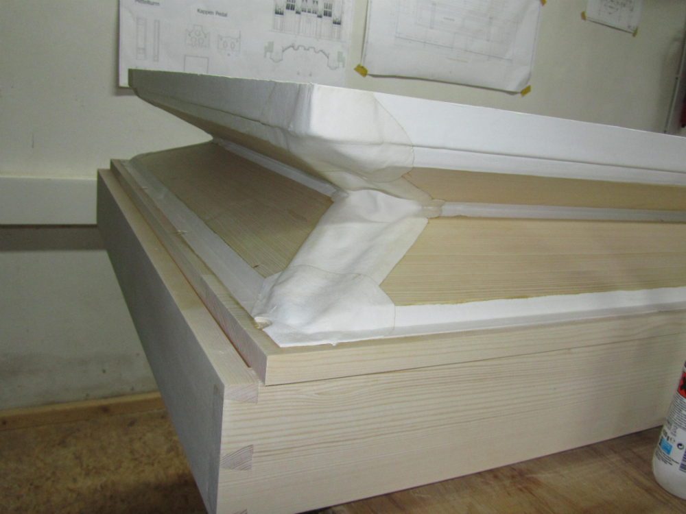 Traverse flute under construction
