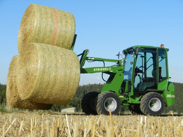 STRIEGEL-Lader Typ 305 YA mit Kabine