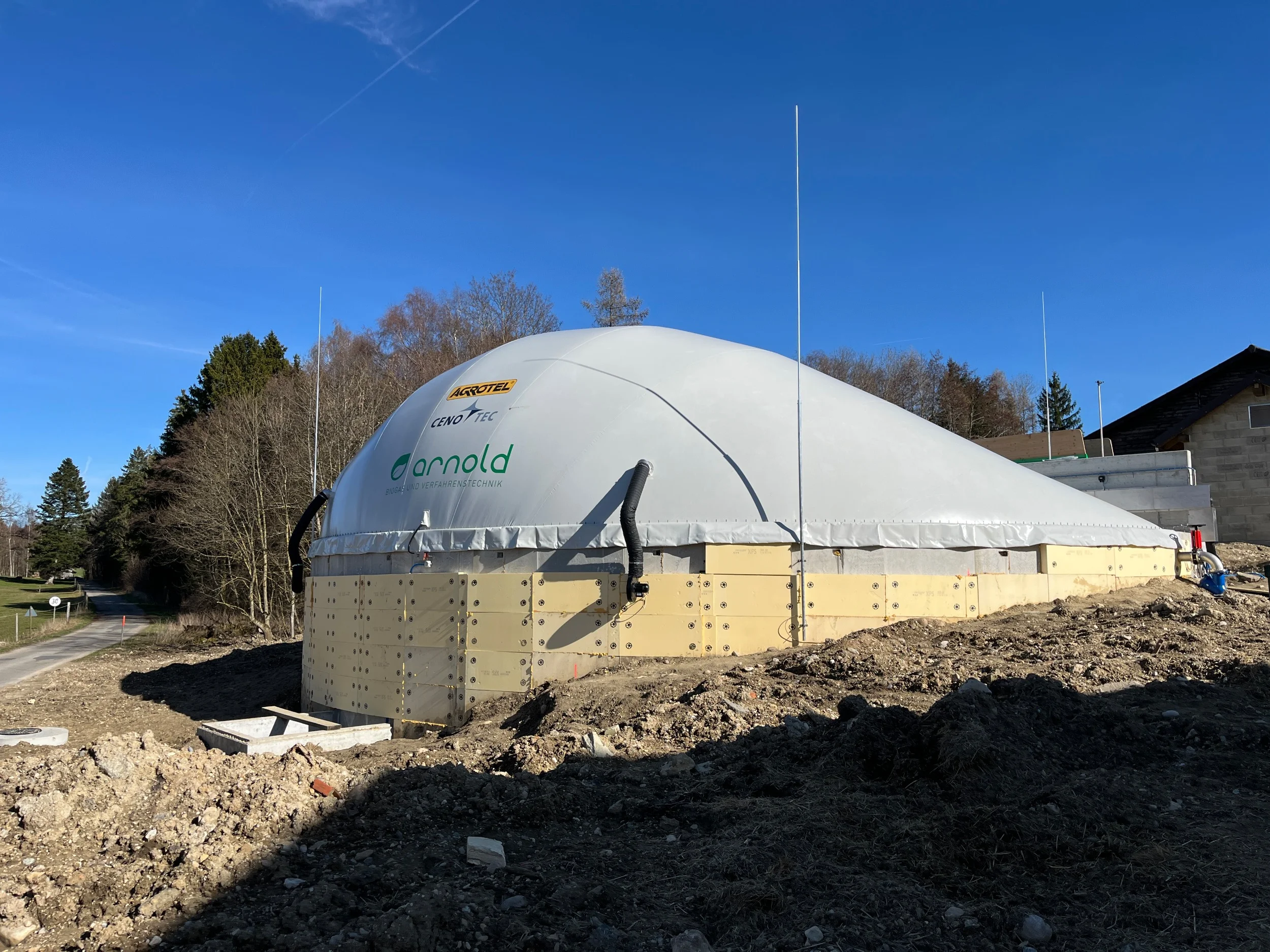Doppelring-Biogasanlage aus vorfabrizierten Betonelementen