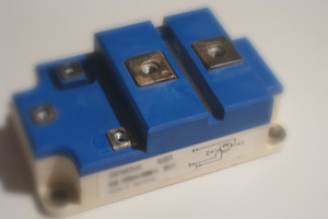Leistungselektronik (IGBT)