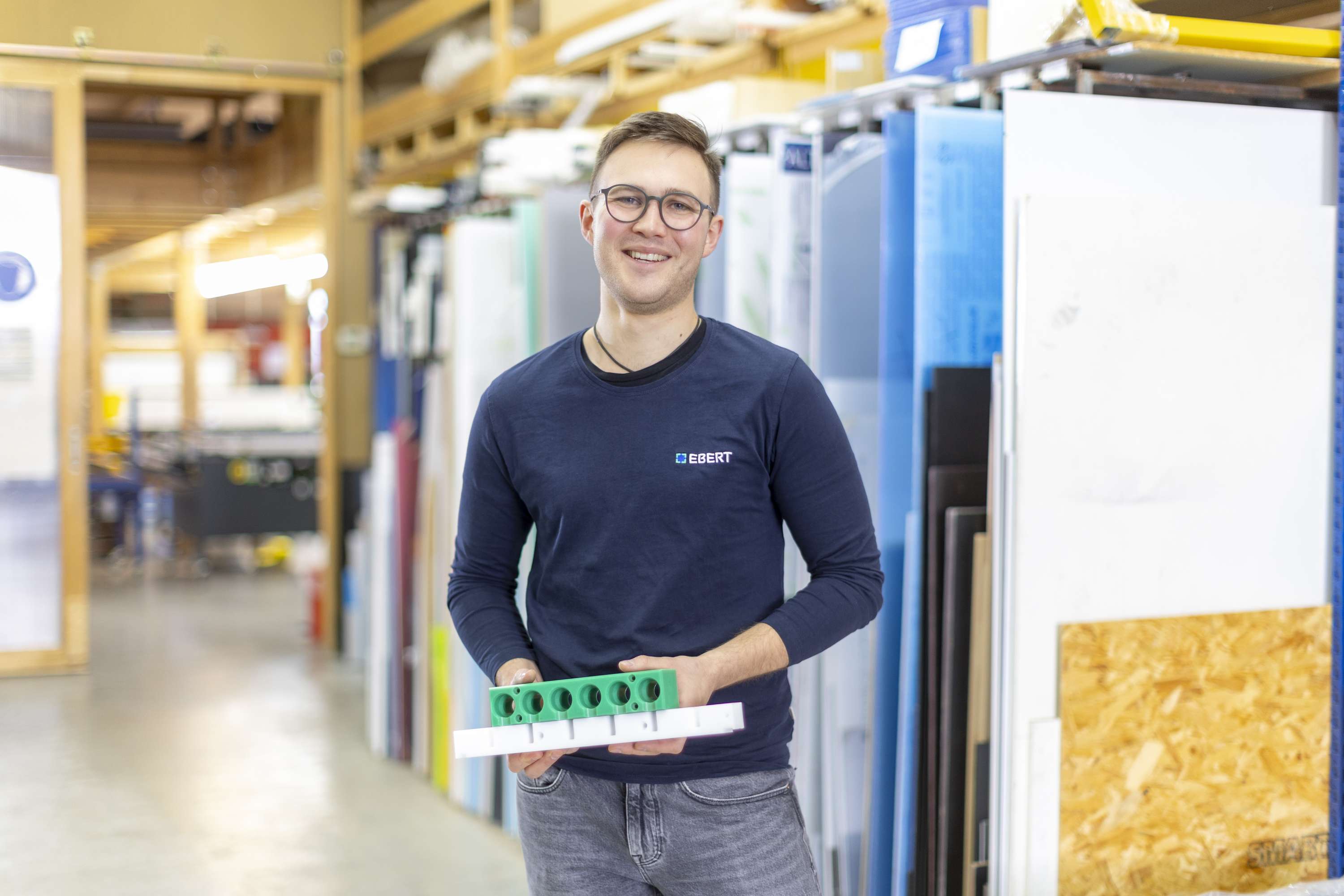 Mitarbeiter in der Werkstatt