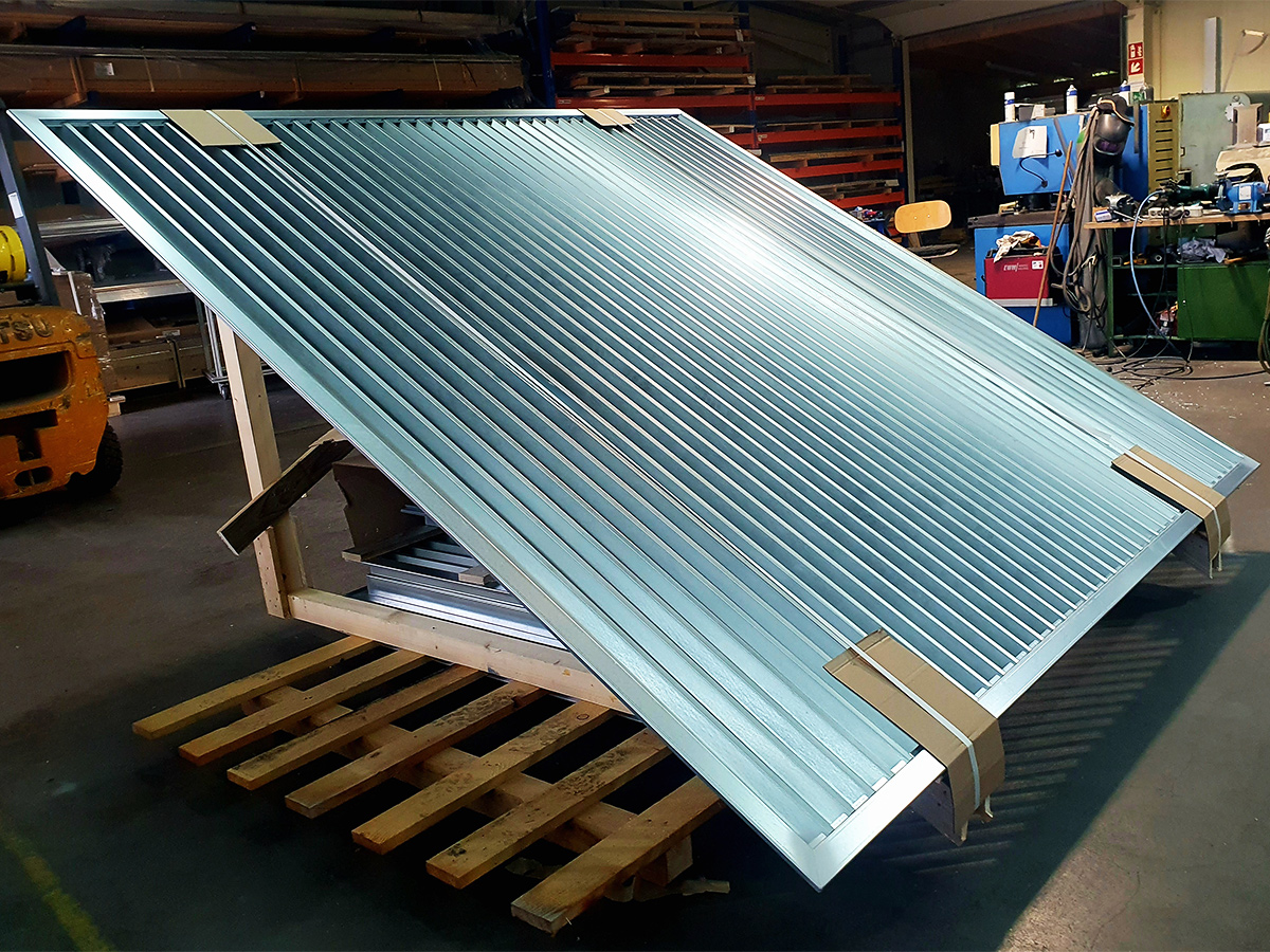 Sonderbau Wetterschutzgitter