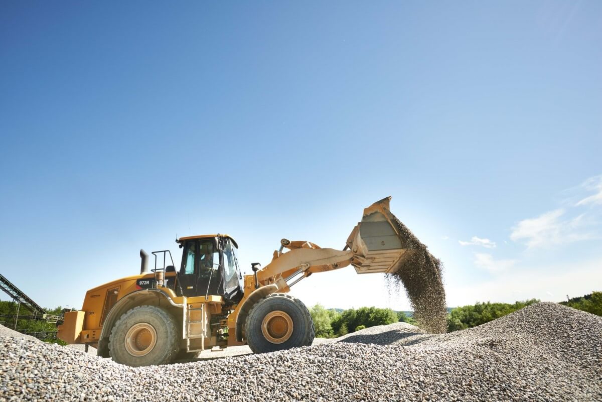 Rohkiesgewinnung mit Bagger
