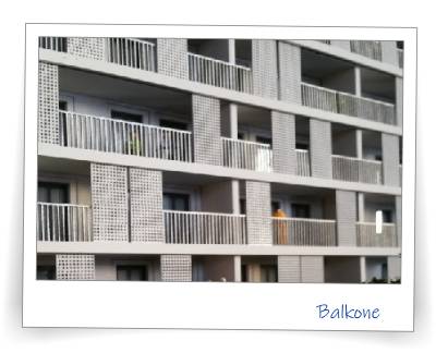 Balkon-Detail des Modells Holzkontor