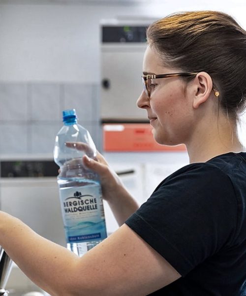 Strenge Anforderungen an natürliches Mineralwasser