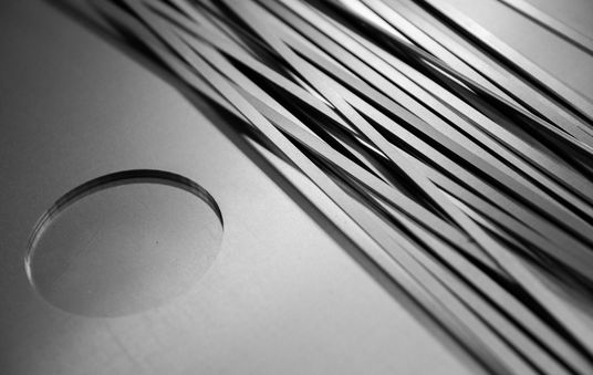 Platinen- und Profilzuschnitt