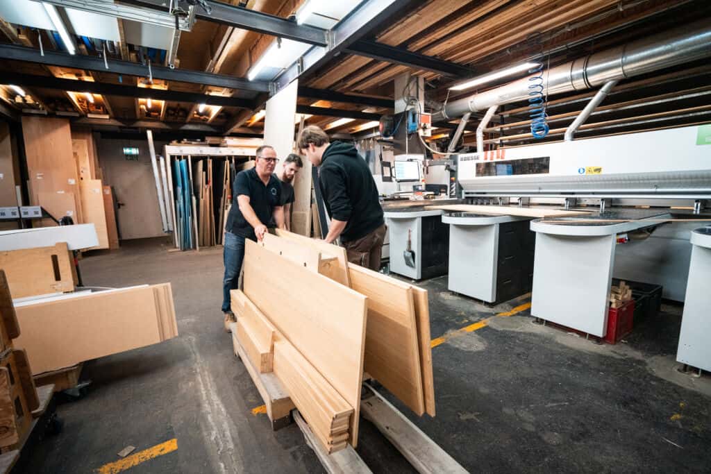 Ladenbau-Fertigung des Kunden Fitting Team, München