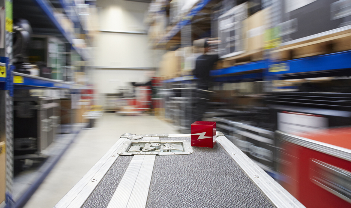 Logistik und Versand über professionelle Logistikunternehmen