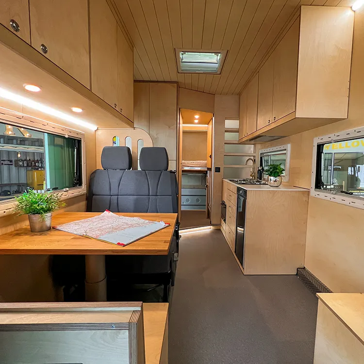 Camperausbau Mercedes 613