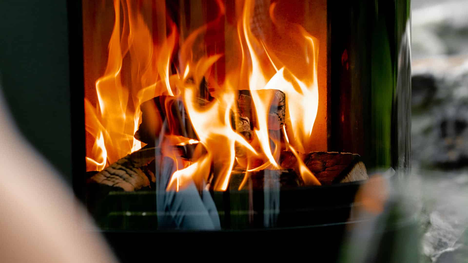 FIRETIME Outdoor-Kamin im Einsatz