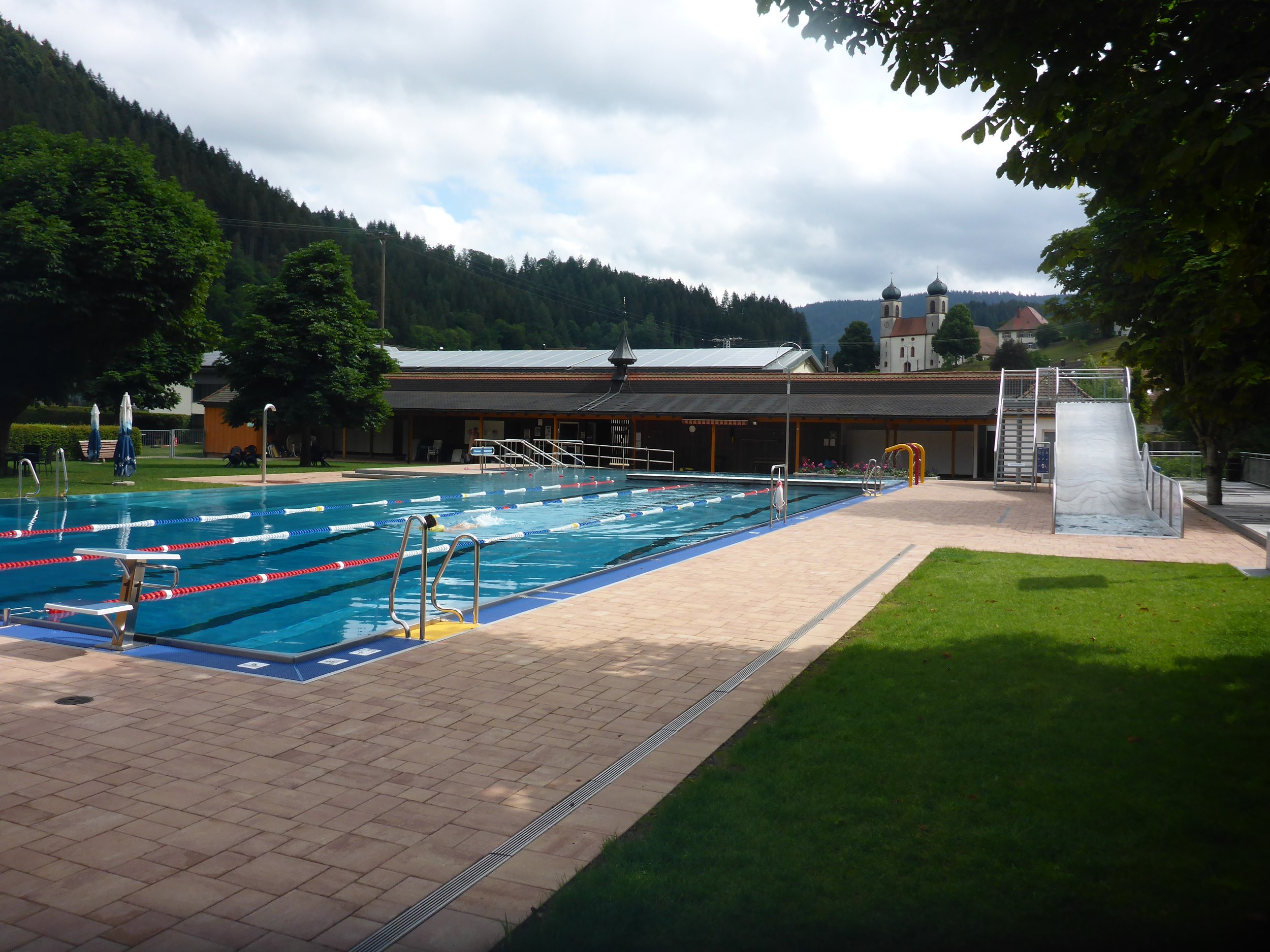 Mehrzweck- und Planschbecken, Wolftal-Erlebnis-Waldfreibad Bad Rippoldsau-Schapbach