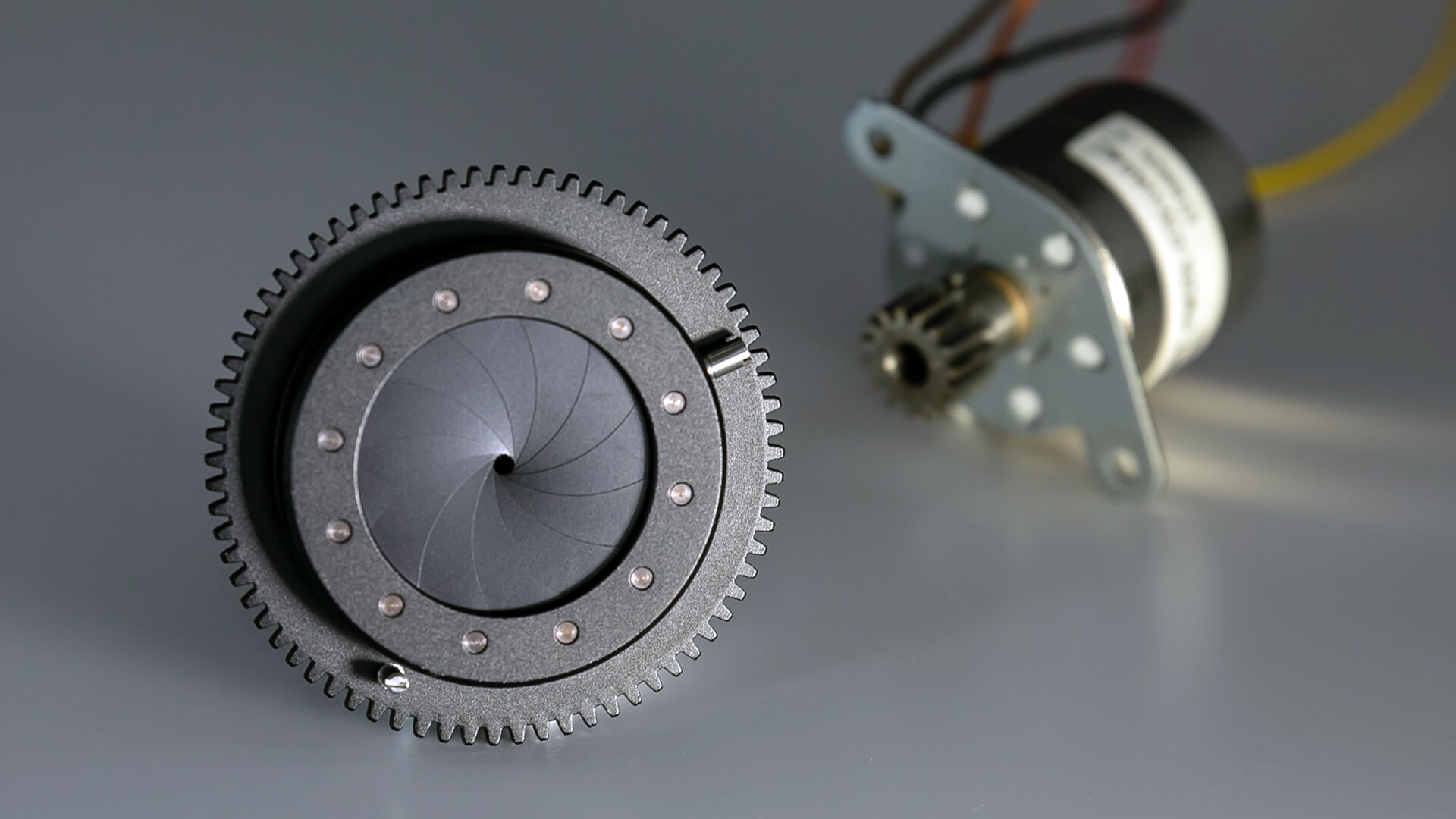 Iris diaphragm product program