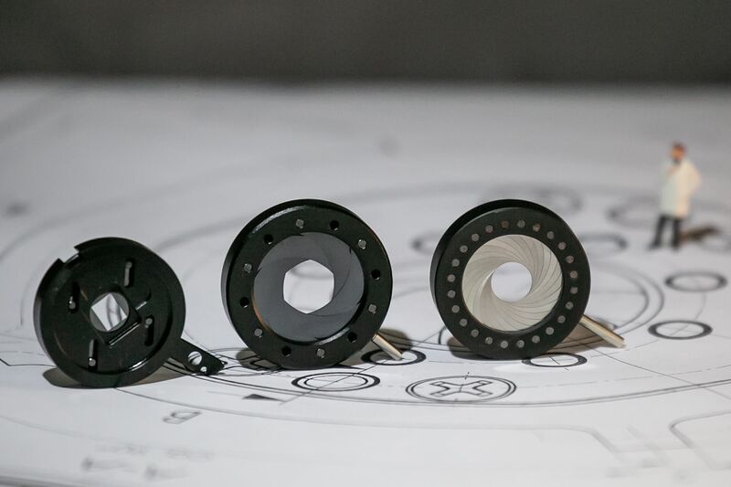 Iris diaphragm for medical technology