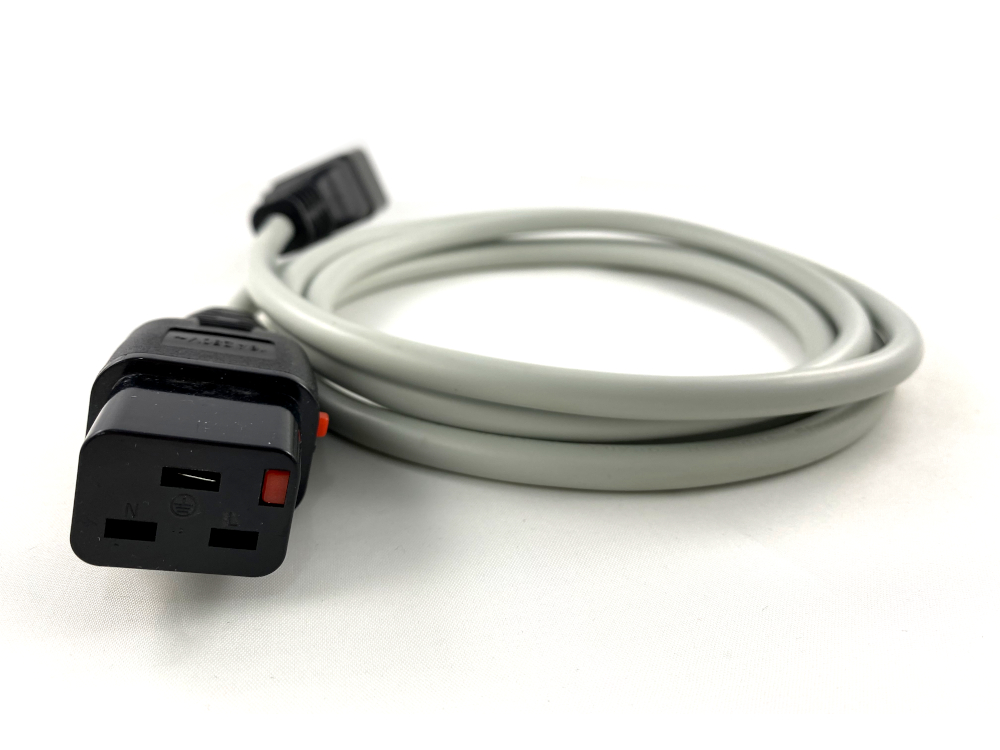 Halogenfreies Geräteanschlusskabel (Powercord)