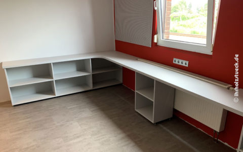 Büroeinrichtung nach Kundenwunsch