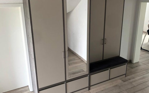 Garderobenschrank mit Wunschdekor
