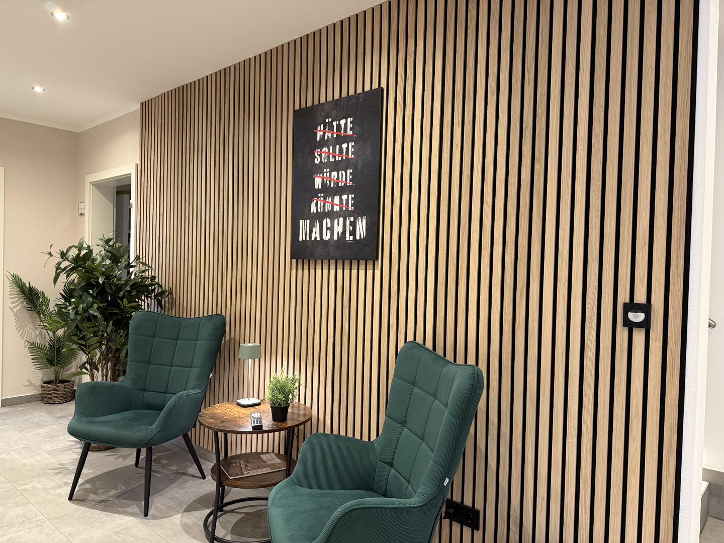 Bürobereich der LED Elektrotechnik GmbH