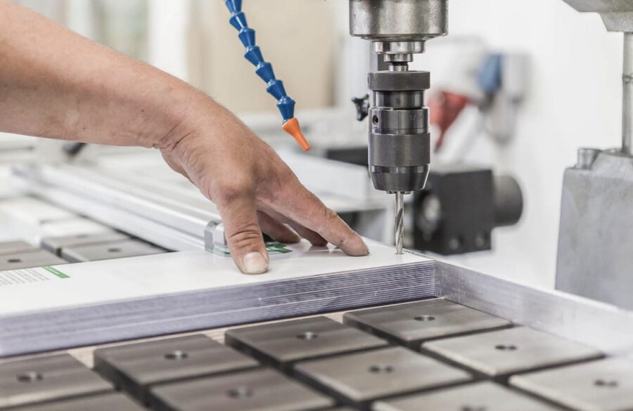 Mechanisch bearbeitetes Kunststoffteil