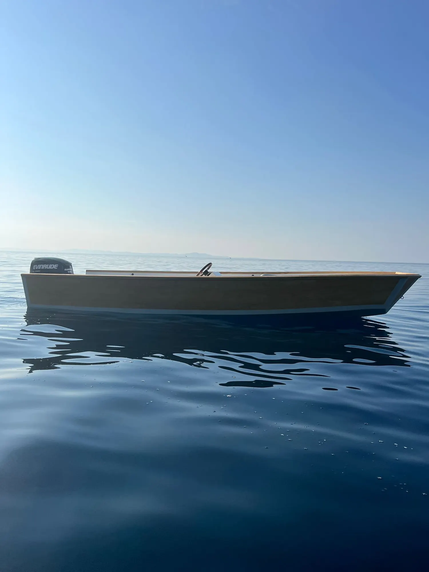 R.U.D.I. 6.0 – panelbasierter Motorboot-Plattformbau