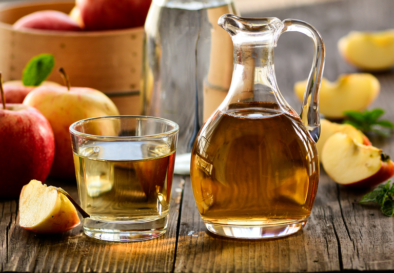 Essig, Sirup & Meerrettich