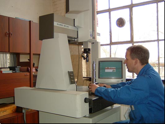 Mitutoyo 3D-Messmaschine EURO-M 544