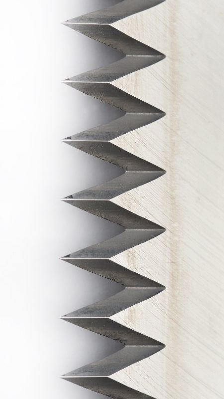 Gezahntes Messer im Detail