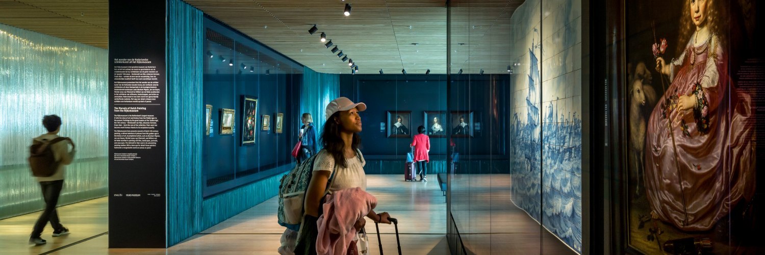 Rijksmuseum Schiphol (Holland Boulevard): gläserne Wände aus ca. 10.000