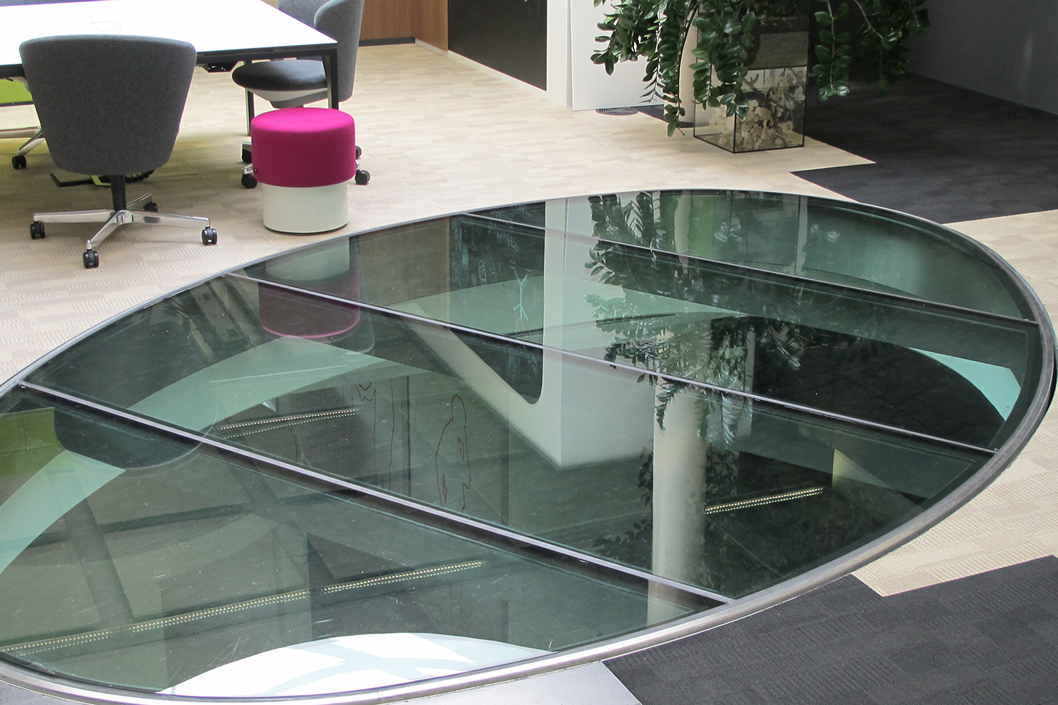 Begehbares Glas (ertex Walk)
