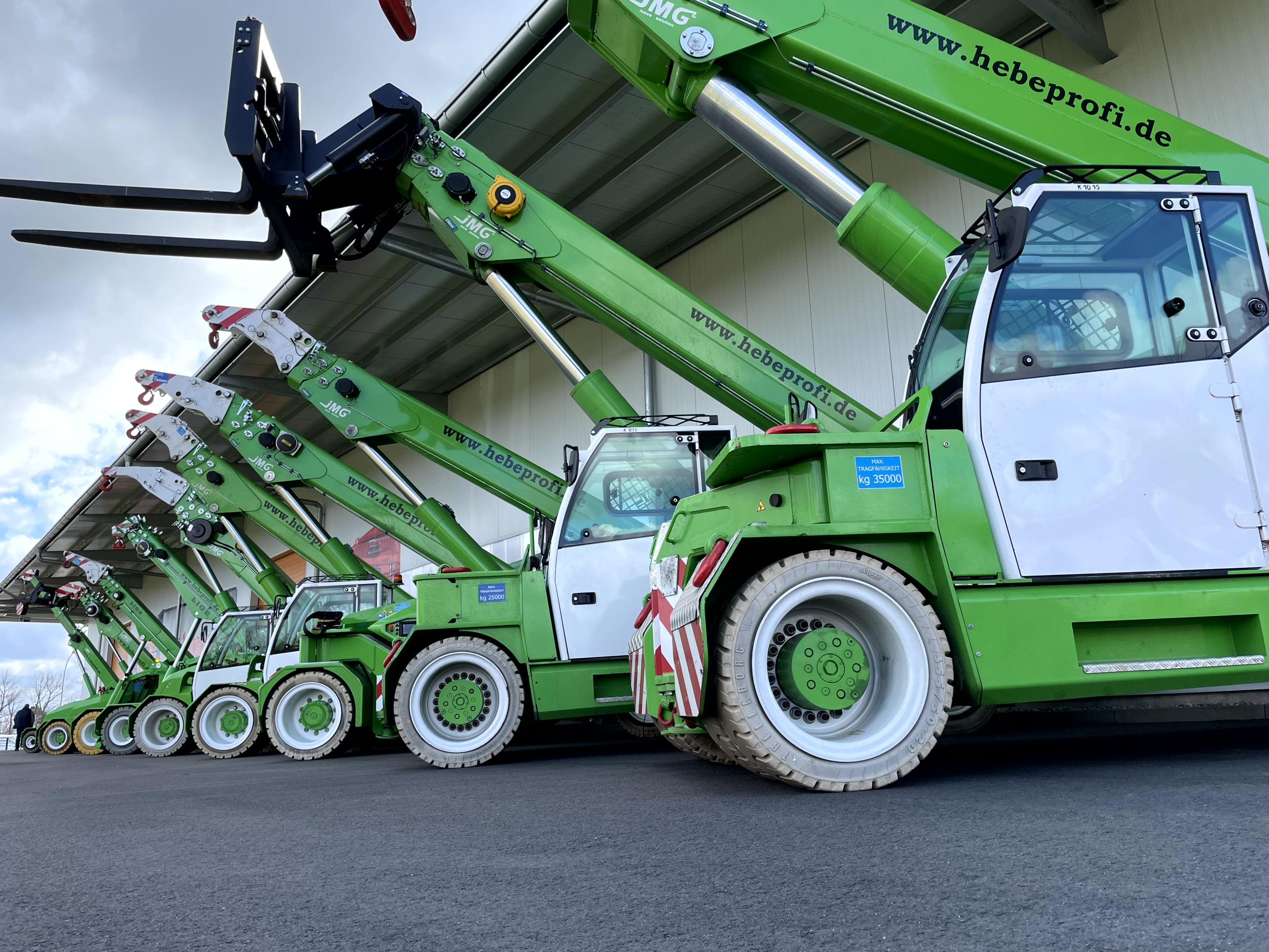 JMG Pick & Carry Crane