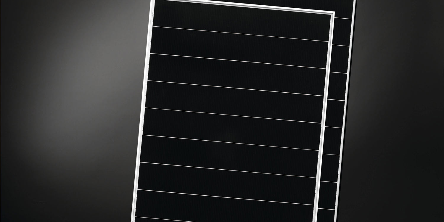 Geschindeltes Solarmodul