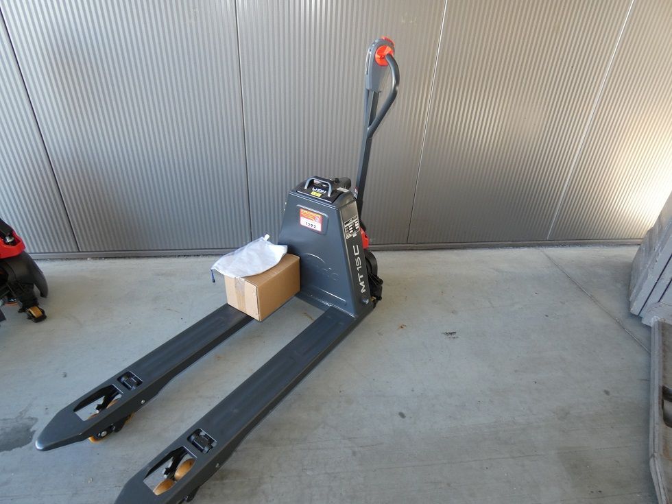 Linde MT 15 C Deichselstapler