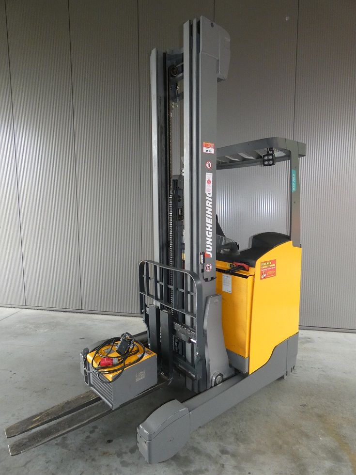 Jungheinrich ETV 216 Schubmaststapler