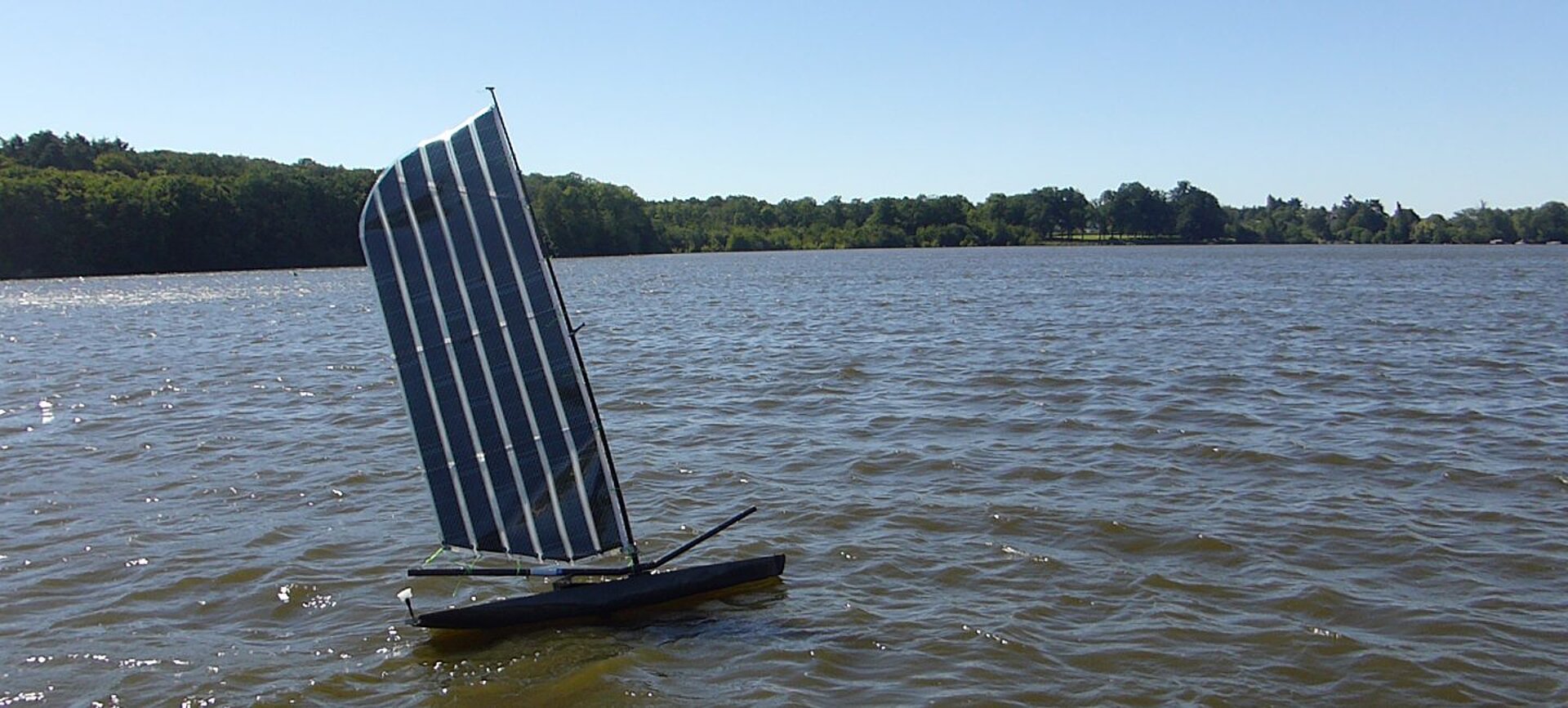 Solarsegel aus flexibler Solarfolie