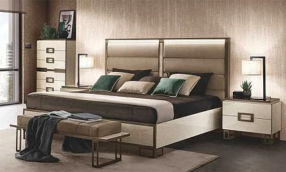 Schlafzimmer Poesia Beige mit Marmoroptik