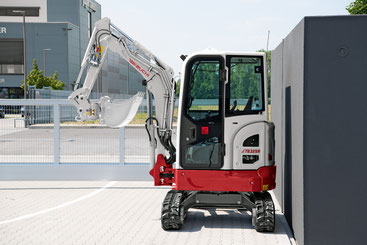 Takeuchi Bagger TB 325 R