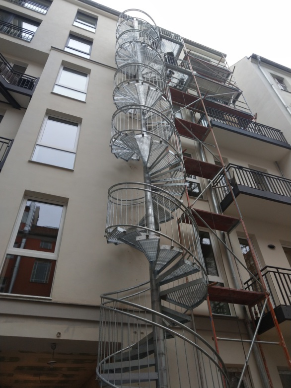Steel gate
