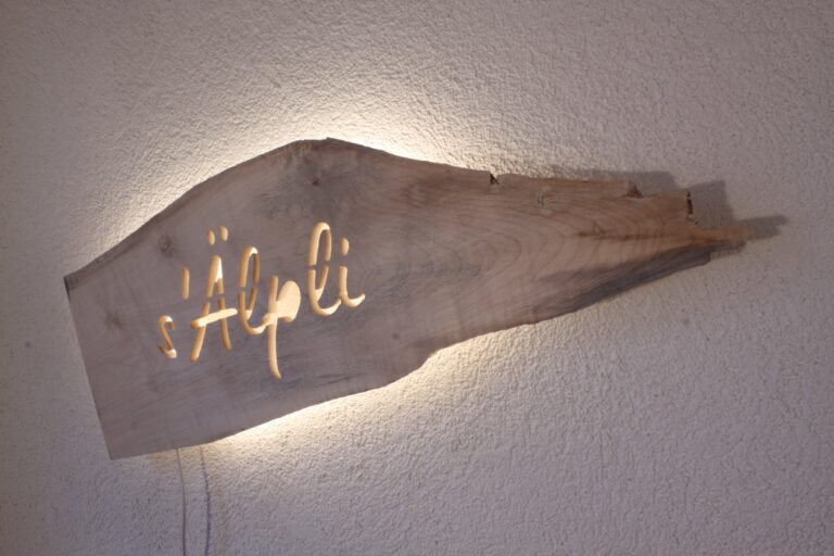 Detailansicht Holzlampe