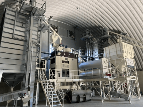 Saatgutanlage bei CHH Technical, Ungarn