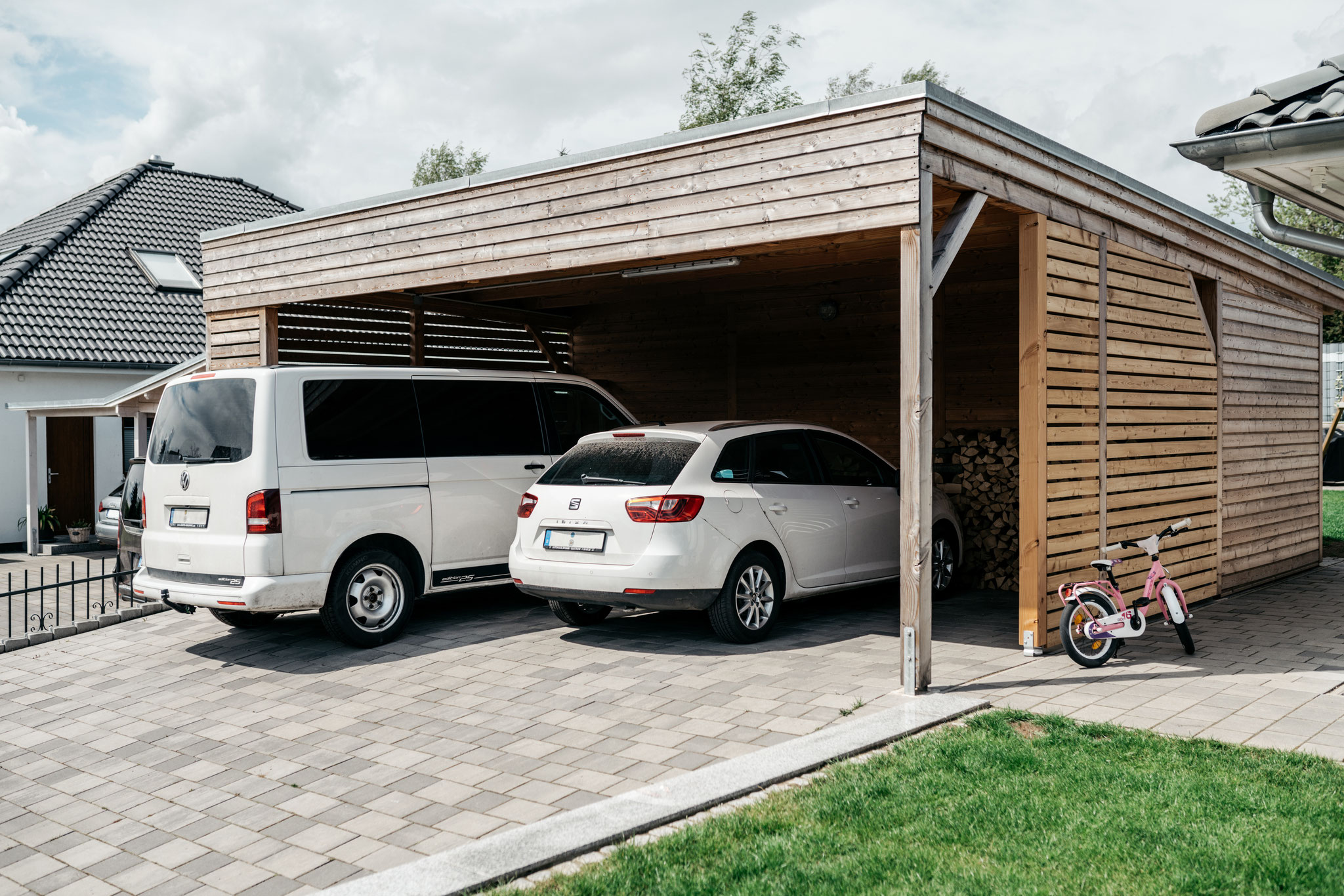 Carport aus Lärche