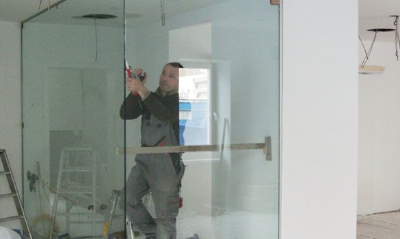 Montage einer Türanlage